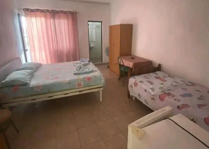 Ajsi Apartments